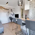 Jonathan * Биоград-на-Мору