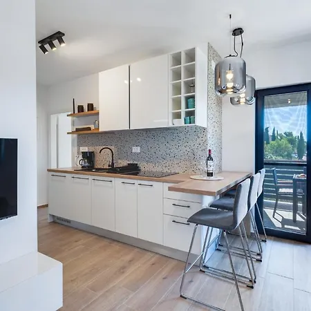 Jonathan Appartamento Biograd Na Moru