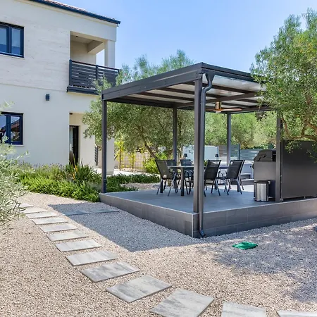 Jonathan Appartamento Biograd Na Moru