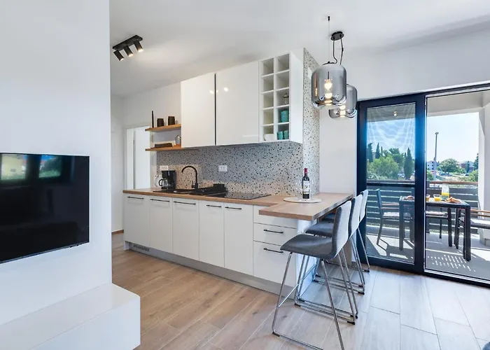 Jonathan Apartman Biograd Na Moru