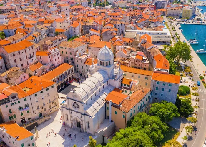 Apartman Jonathan Biograd Na Moru