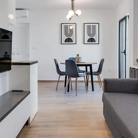Apartment Jonathan Biograd Na Moru