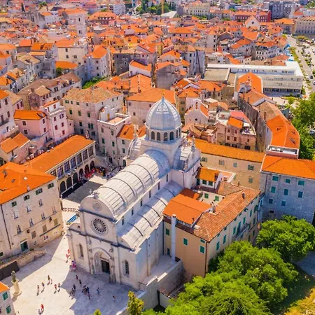 Apartment Jonathan Biograd Na Moru