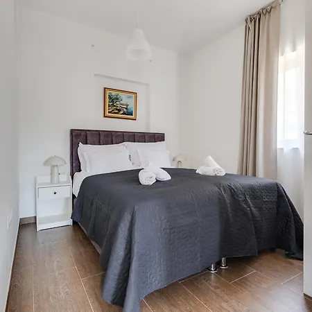 Jonathan * Weißenburg