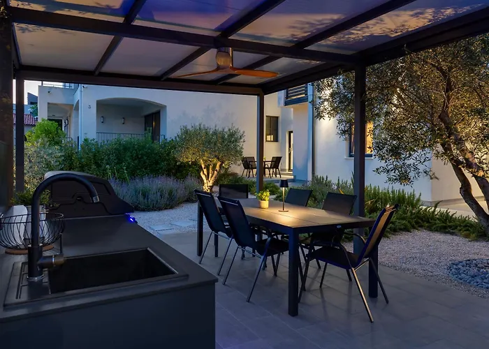 Jonathan Апартаменты *